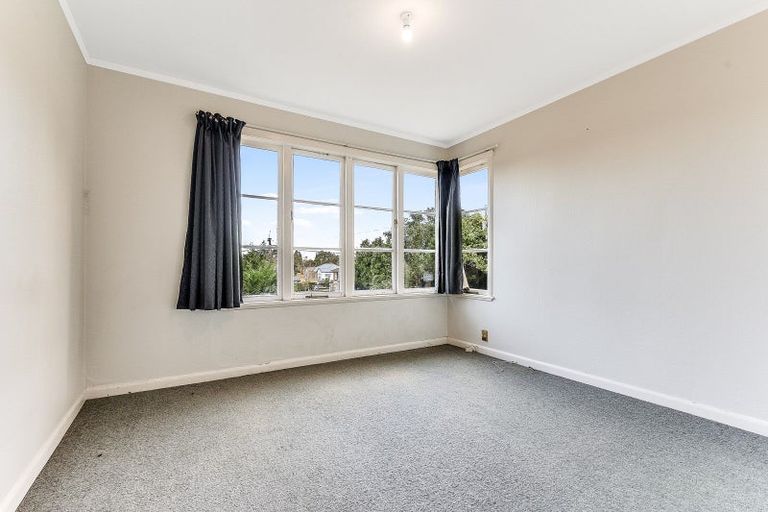 Photo of property in 18 Windsor Road, Maeroa, Hamilton, 3200