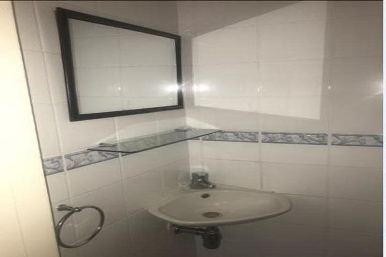 Photo of property in 1 Royal, Owaka, 9535