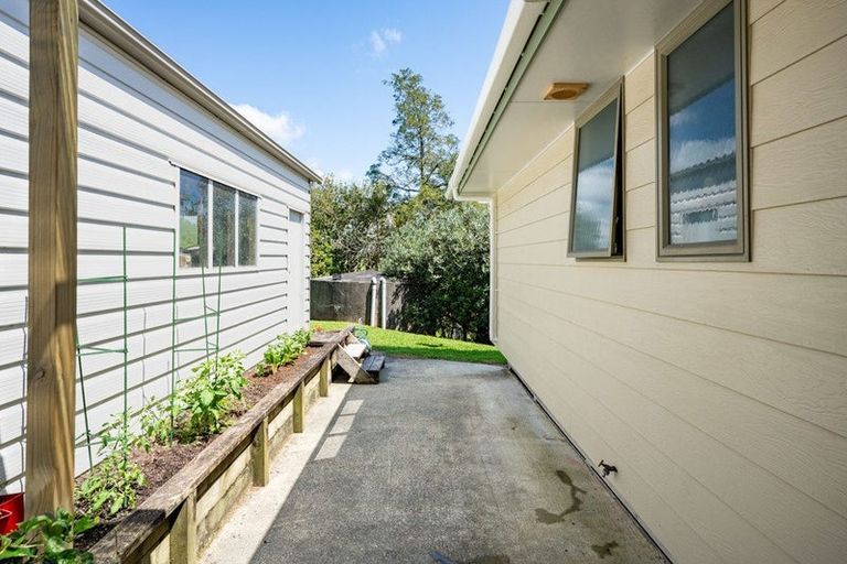 Photo of property in 1822 State Highway 12, Paparoa, 0571