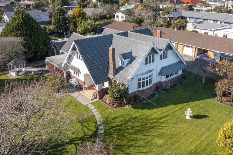 Photo of property in 58 Queen Street West, Levin, 5510