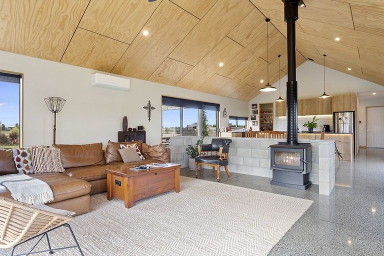 Photo of property in 235 Kennedys Hill Road, Cust, Rangiora, 7471