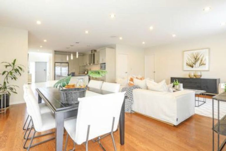 Photo of property in 24 Arranmore Drive, Flat Bush, Auckland, 2019