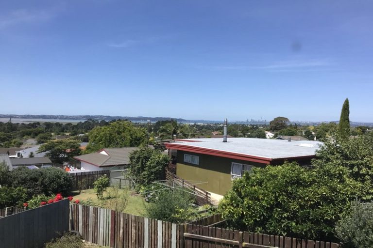 Photo of property in 26 Widmore Drive, Massey, Auckland, 0614