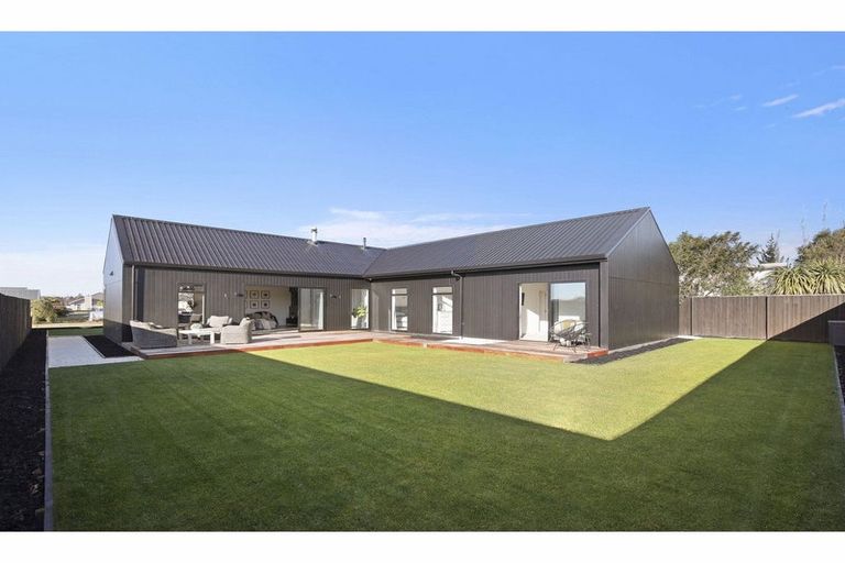 Photo of property in 9 Waipara Road, Pegasus, 7612