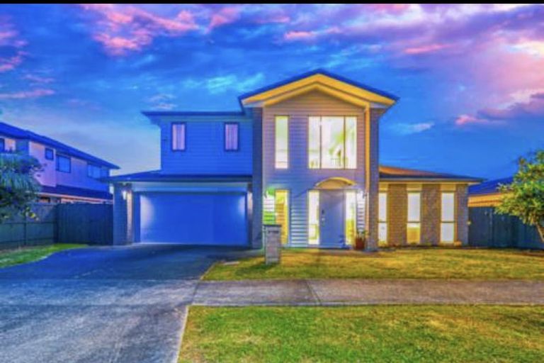 Photo of property in 24 Arranmore Drive, Flat Bush, Auckland, 2019