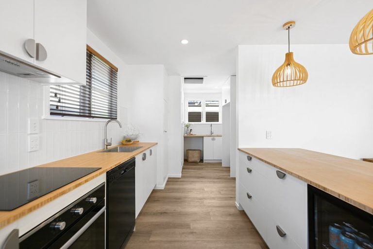 Photo of property in 26 Seaview Road, Otumoetai, Tauranga, 3110