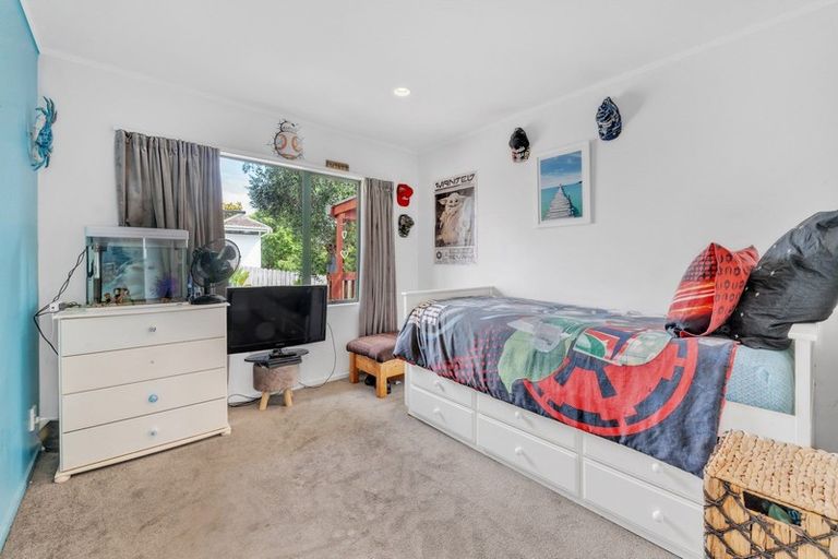 Photo of property in 22b Vincent Street, Howick, Auckland, 2014