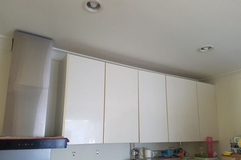 Photo of property in 1 Mackwell Road, Fairview Heights, Auckland, 0632