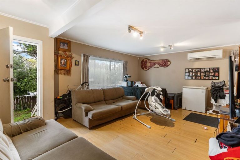 Photo of property in 34 Brentford Place, Manurewa, Auckland, 2102