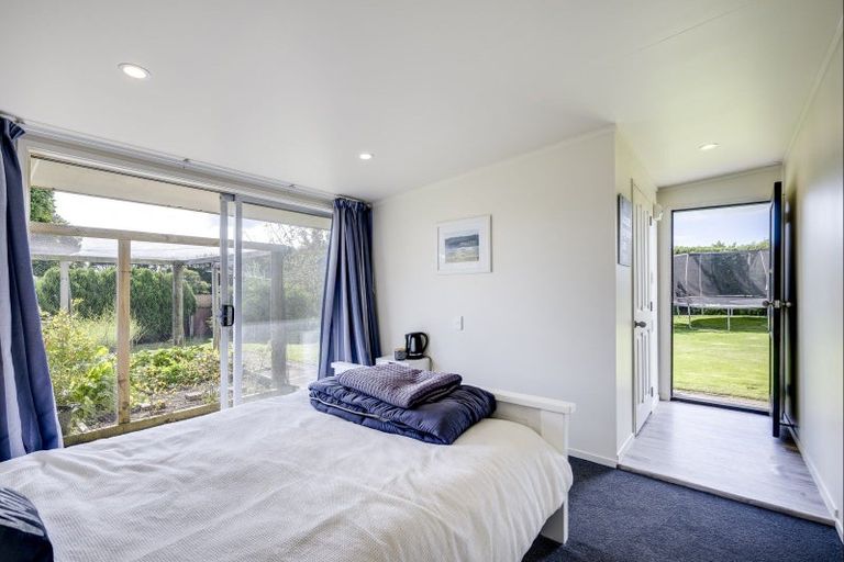 Photo of property in 233 School Road, Clive, 4102