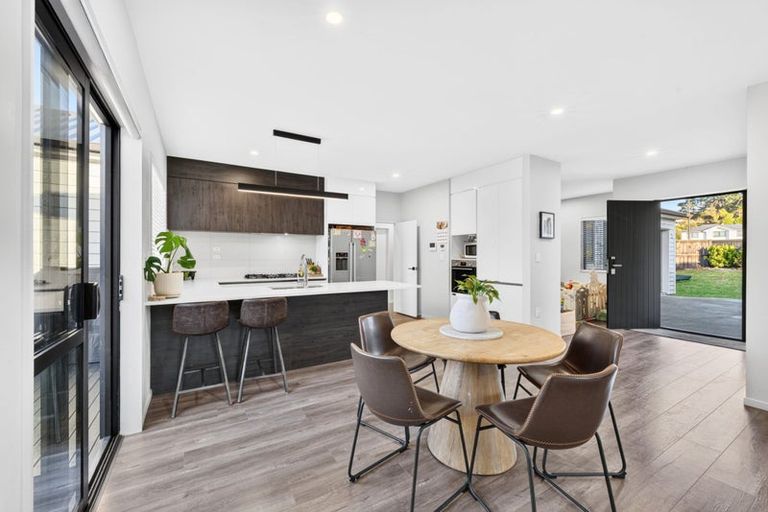 Photo of property in 9 Pukemarino Road, Waimauku, 0812