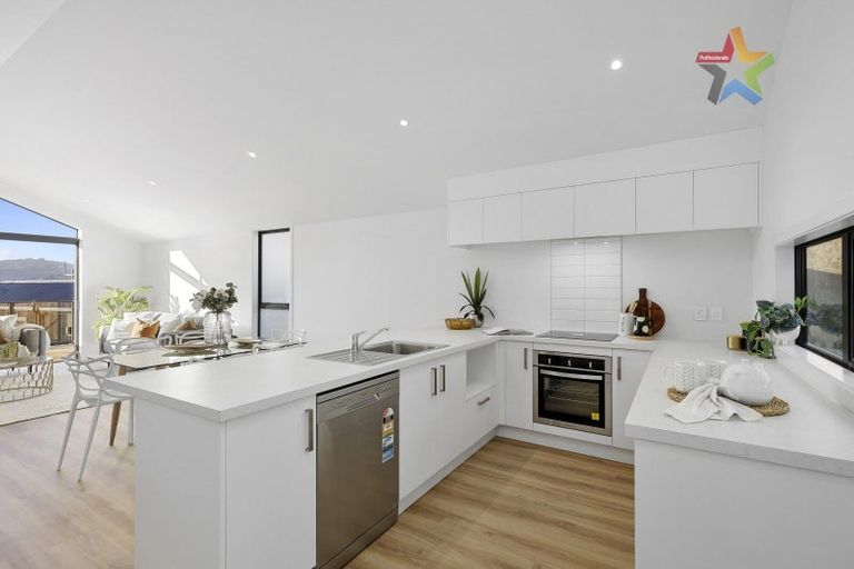 Photo of property in 23/33 Raukawa Street, Stokes Valley, Lower Hutt, 5019