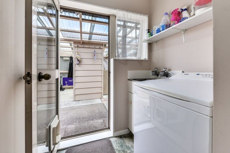 Photo of property in 30 Rosehill Place, Nawton, Hamilton, 3200