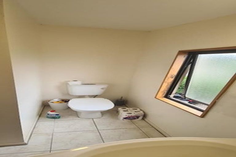 Photo of property in 15 Burma Road, Khandallah, Wellington, 6035