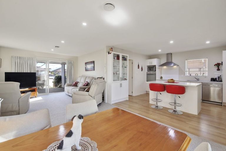 Photo of property in 84 Pegasus Boulevard, Pegasus, 7612