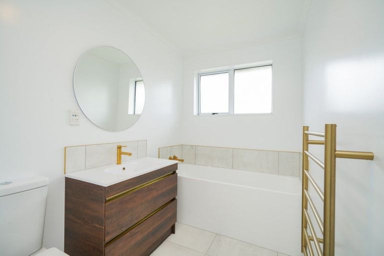 Photo of property in 2 Elm Crescent, Gladstone, Invercargill, 9810