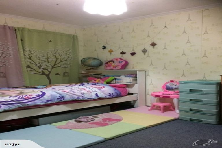 Photo of property in Birchdale Courts, 9/69a Yaldhurst Road, Sockburn, Christchurch, 8042