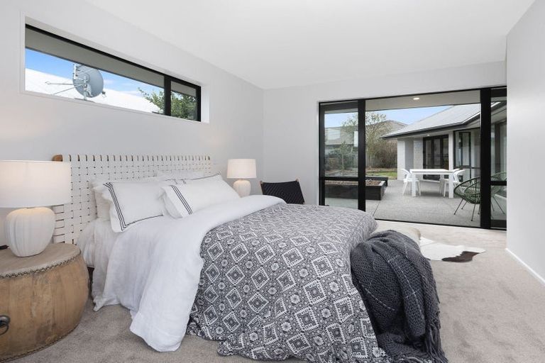 Photo of property in 21 Kingsbridge Drive, Burwood, Christchurch, 8083