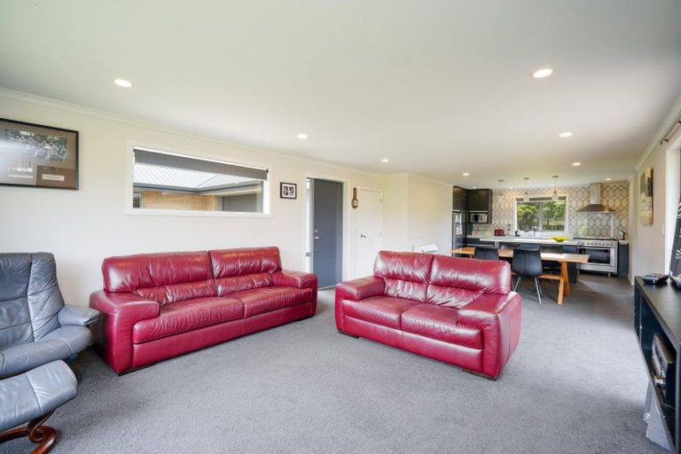 Photo of property in 94 Ariki Avenue, Otatara, Invercargill, 9879