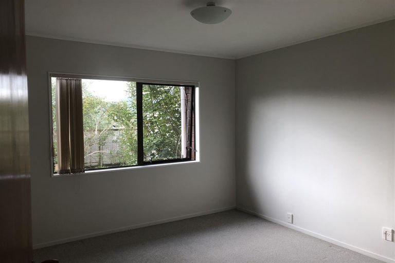 Photo of property in 3/16 Evans Road, Glen Eden, Auckland, 0602