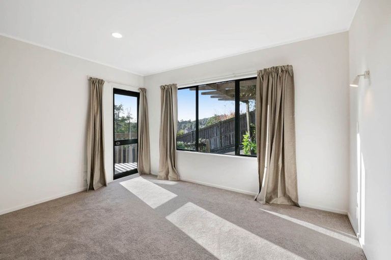 Photo of property in 14b Kestrel Heights, Arkles Bay, Whangaparaoa, 0932