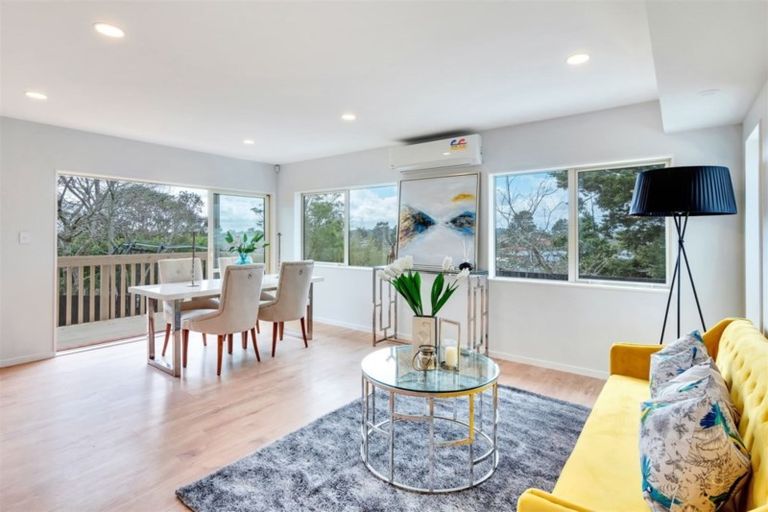 Photo of property in 48a Pine Avenue, Henderson, Auckland, 0612