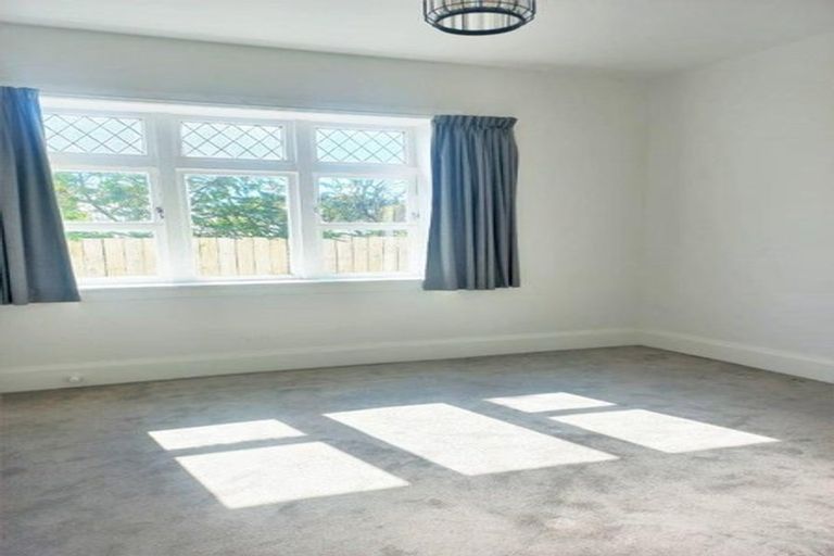 Photo of property in 27 Awatea Street, Ranui, Porirua, 5024