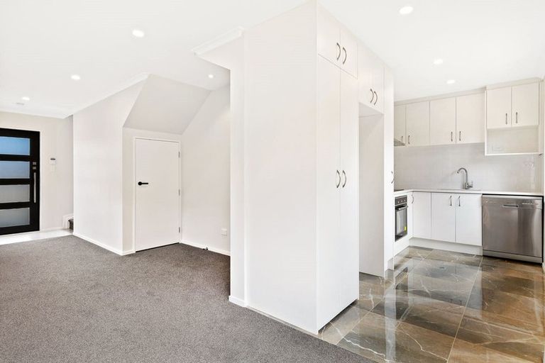 Photo of property in 20a Blanche Way, Half Moon Bay, Auckland, 2012