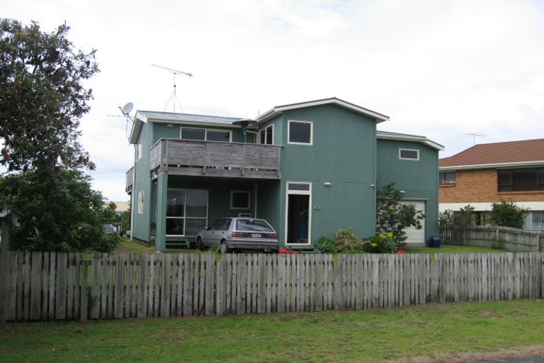 Photo of property in 18 Shamrock Crest, Omaha, 0986