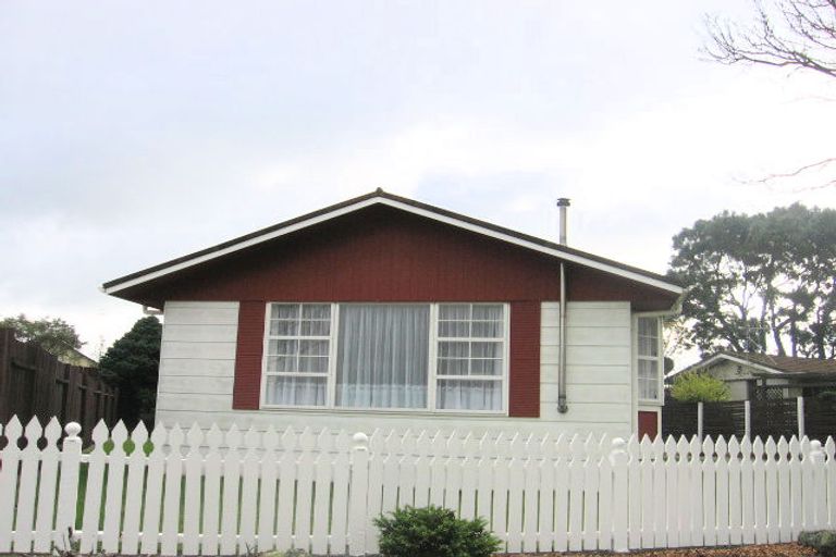 Photo of property in 14 Chadwick Place, Highbury, Palmerston North, 4412