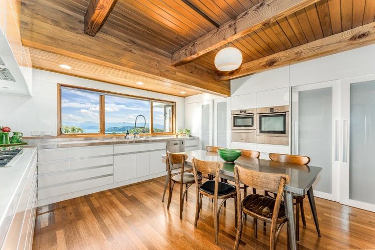 Photo of property in 14 Sefton Street, Wadestown, Wellington, 6012