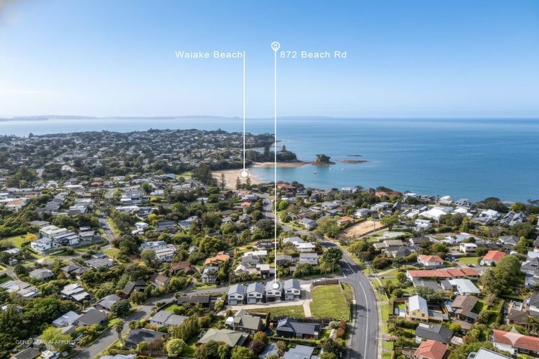 Photo of property in 2c Tiri View Place, Waiake, Auckland, 0630