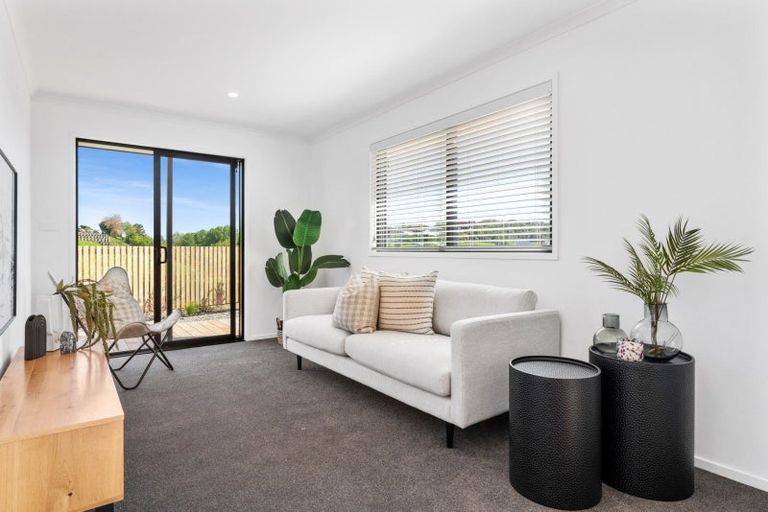 Photo of property in 45 Ridge Drive, Omokoroa, 3114