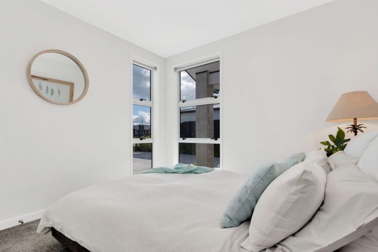 Photo of property in 131 Penetaka Heights, Pyes Pa, Tauranga, 3112