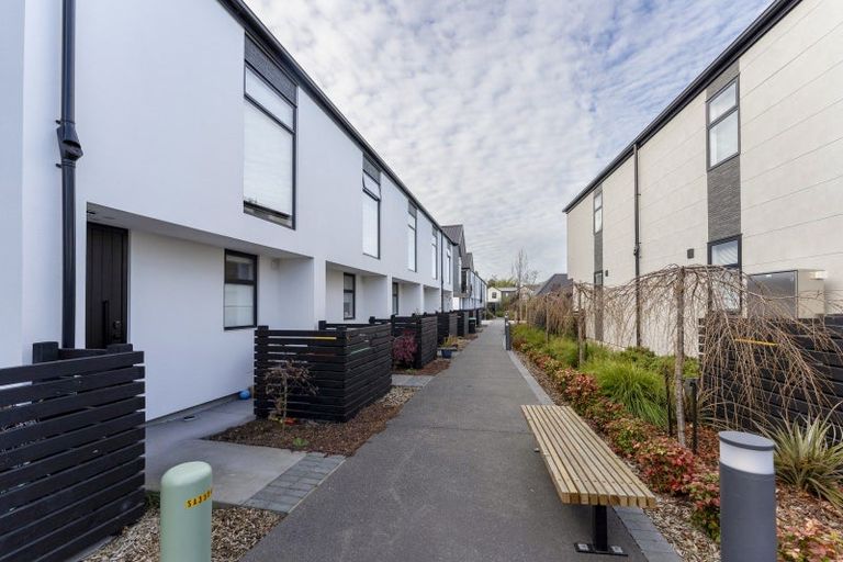 Photo of property in 4/8 New Brighton Road, Shirley, Christchurch, 8061