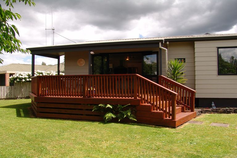 Photo of property in 146 Ross Street, Pirongia, 3802