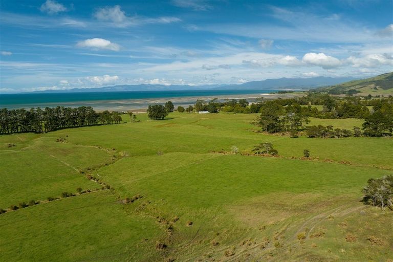Photo of property in 1409 Collingwood-puponga Main Road, Pakawau, Collingwood, 7073