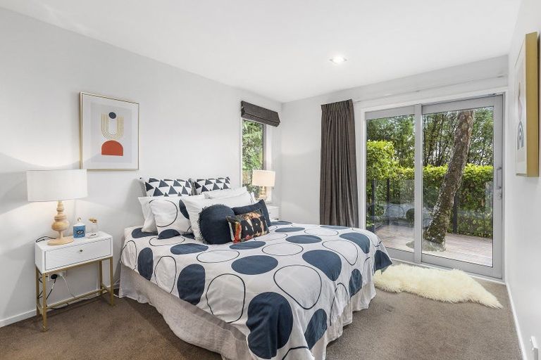 Photo of property in 24 Mewburn Rise, Karori, Wellington, 6012