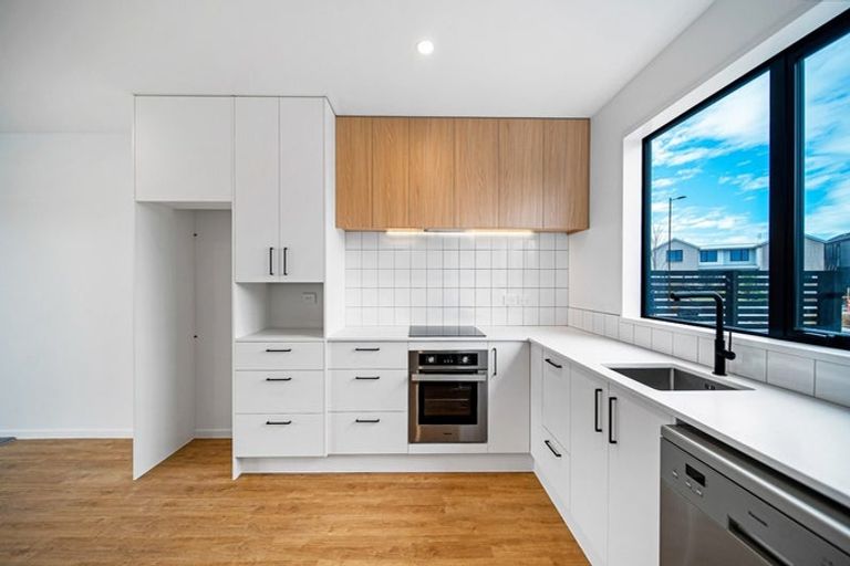 Photo of property in 41 Piripiri Place, Broomfield, Christchurch, 8042