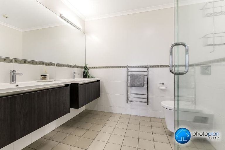 Photo of property in 40d Thackeray Street, Hamilton Lake, Hamilton, 3204