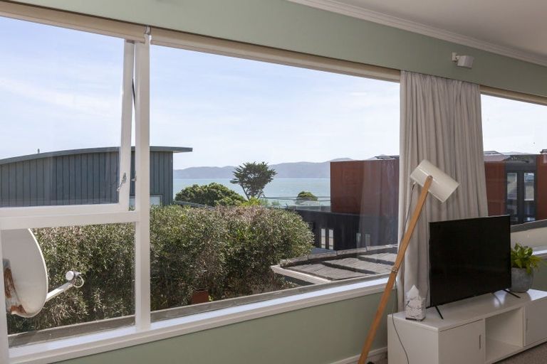 Photo of property in 30 Newry Road, Raumati Beach, Paraparaumu, 5032