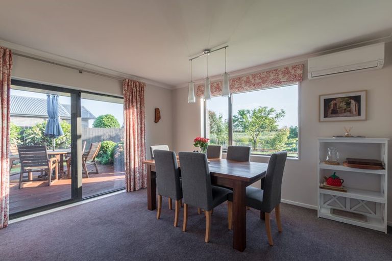 Photo of property in 20 Aldona Place, Fairview Downs, Hamilton, 3214