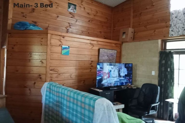 Photo of property in 1812 Kaipara Coast Highway, Kaukapakapa, 0984