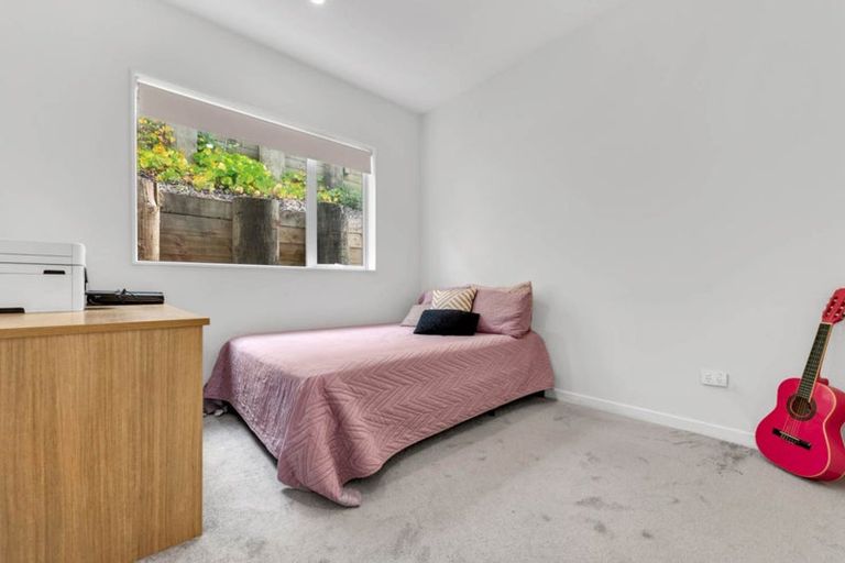 Photo of property in 39 Farranfore Road, Opaheke, Papakura, 2113