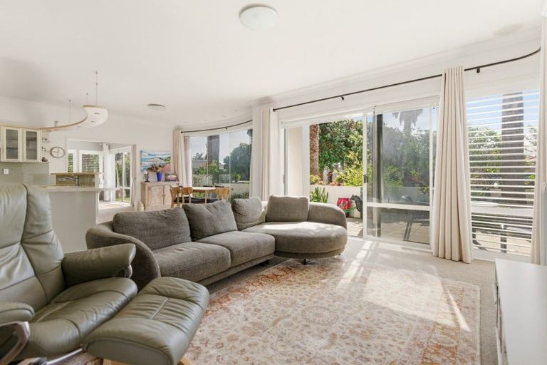 Photo of property in 17 Santa Cruz Drive, Papamoa Beach, Papamoa, 3118