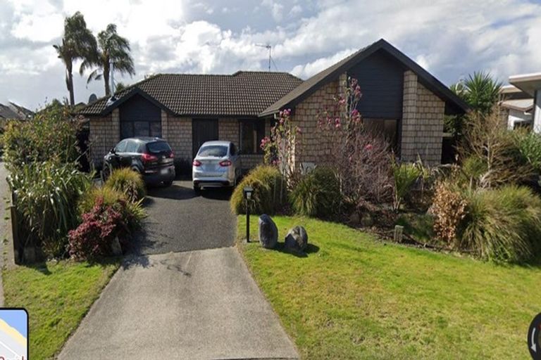 Photo of property in 16 Sarah Place, Papamoa Beach, Papamoa, 3118