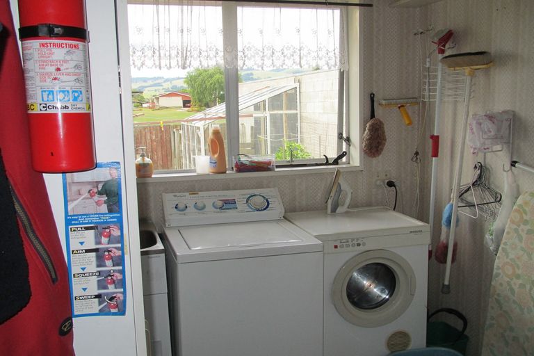 Photo of property in 10 Walnut Place, Mosgiel, 9024