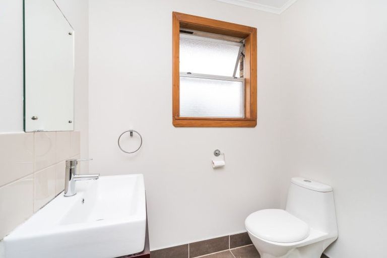 Photo of property in 3/84 Linton Street, West End, Palmerston North, 4410