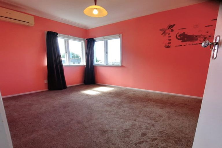 Photo of property in 32 Claude Road, Hillpark, Auckland, 2102