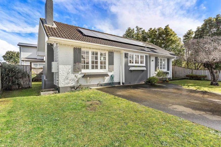 Photo of property in 21 Snell Avenue, Papakura, 2110